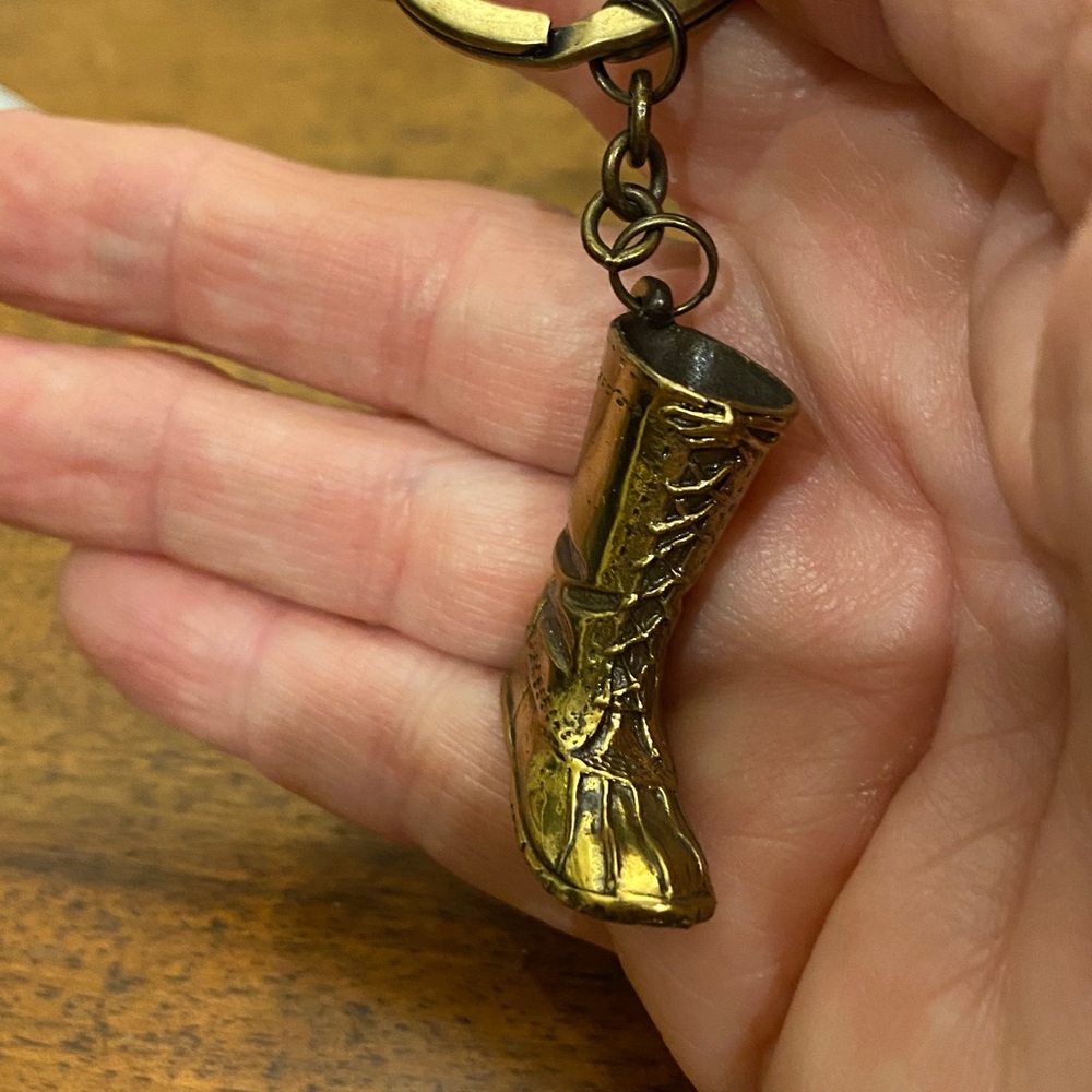 L.L. BEAN Boot Keychain - Picture 13 of 15